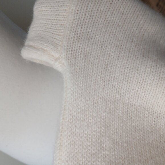 Aritzia Babaton Luxe Cashmere Kath Mockneck Pullover Sweater Size Small - Picture 9 of 9